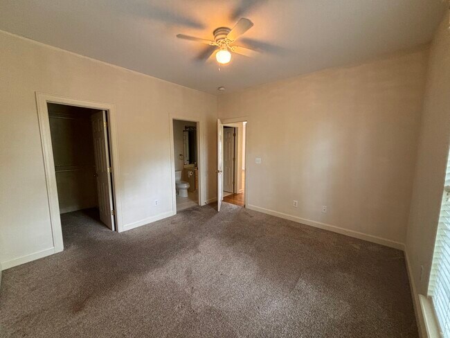 2nd bedroom - 5000 Park Ave