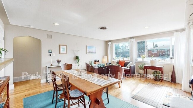 Building Photo - 6025 W 61st Ave