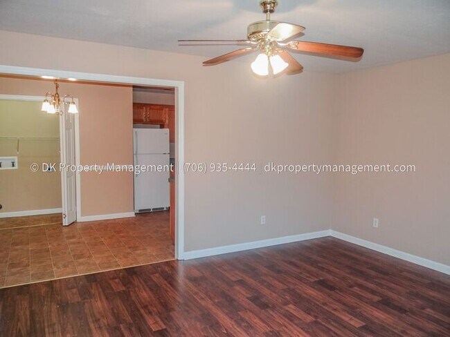 Building Photo - 503 Corey Cir