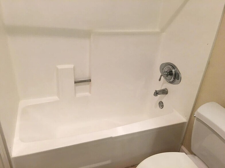 Master Bath 2 - 880 E Fremont Ave