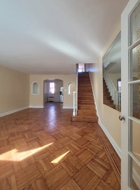 Building Photo - 5908 Castor Ave