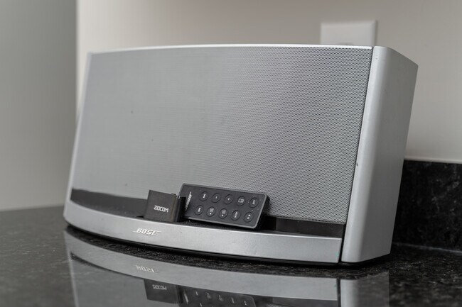 Building Photo - 103 S 13th St