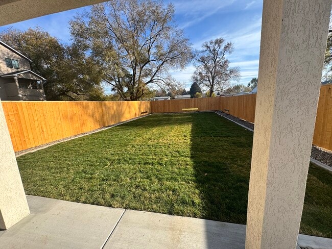 Building Photo - 507 Carol Ave