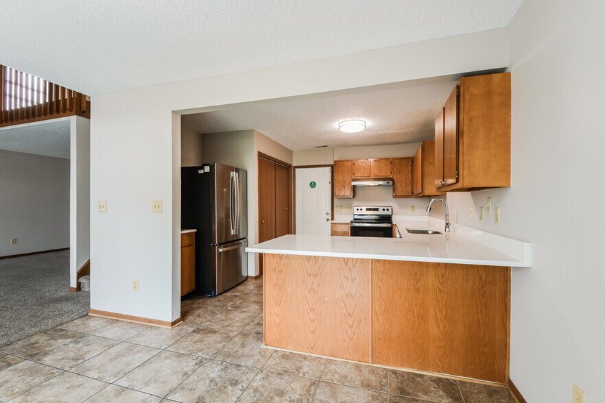 Building Photo - 1247 Country Ridge Ln