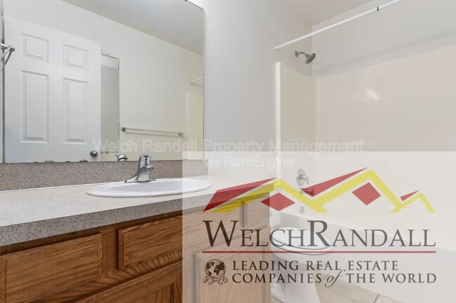 Building Photo - 1428 N 2575 E