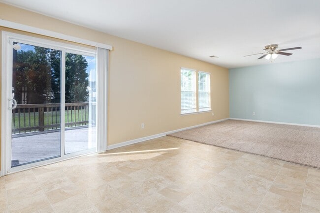 Building Photo - Beautiful home on one of Lake Carolina's largest cul-de-sac lots!