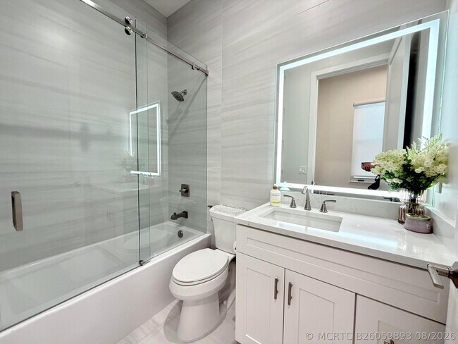 Building Photo - 5725 Via De La Plata Cir
