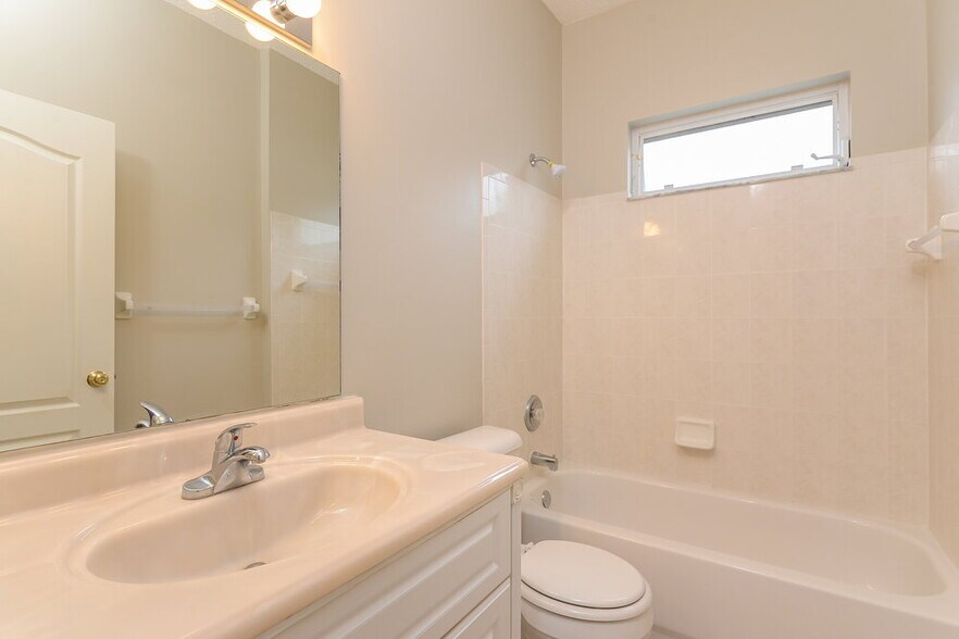 Building Photo - 1842 Linton Ln