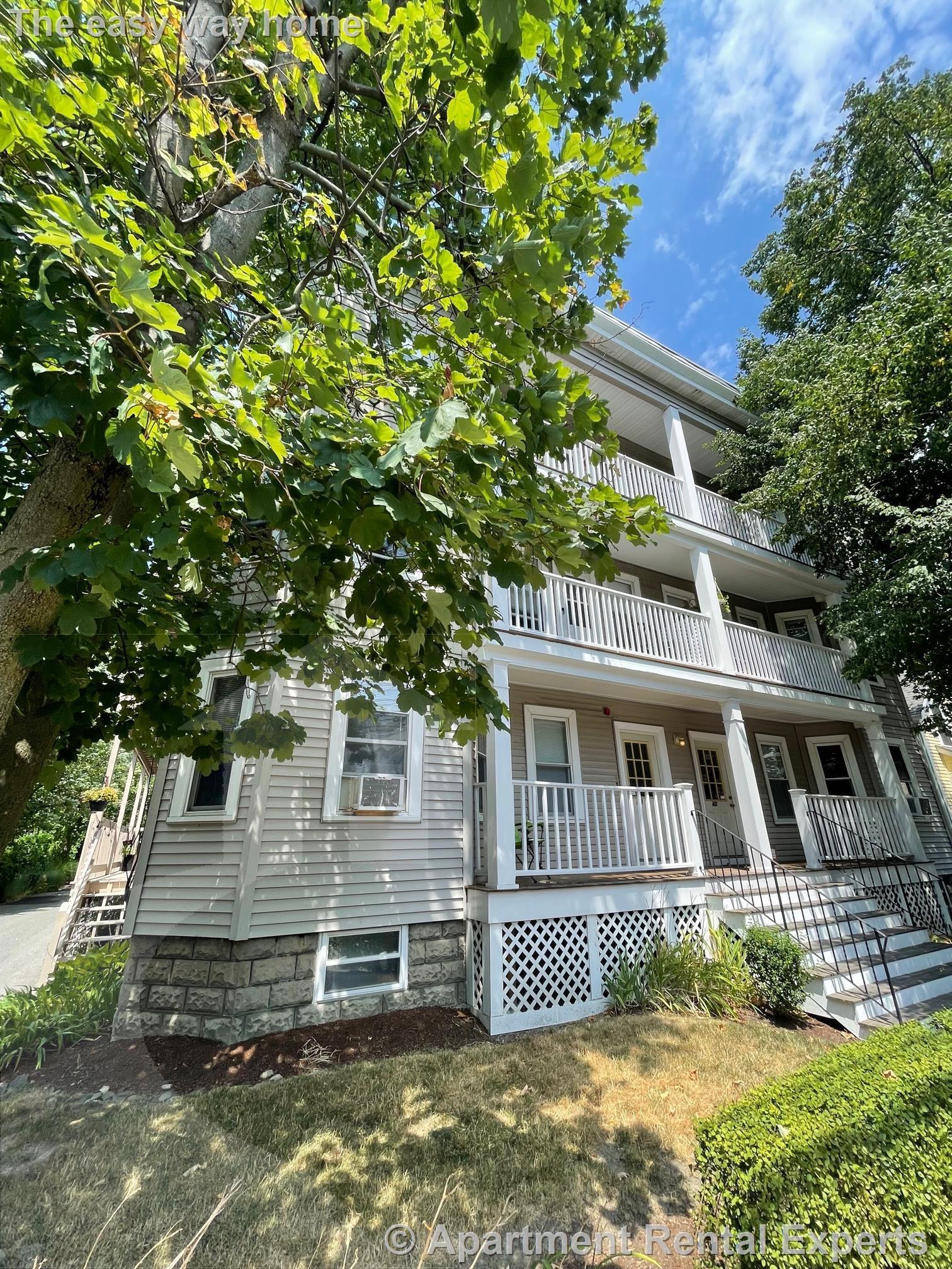 Building Photo - 38 Linden Ave