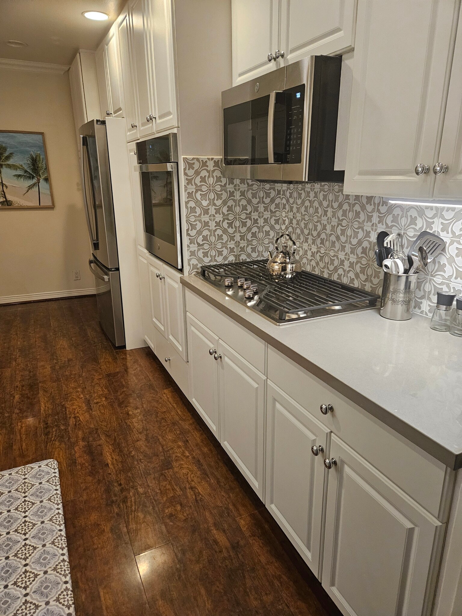 Galley Kitchen (Right) - 222 7th St