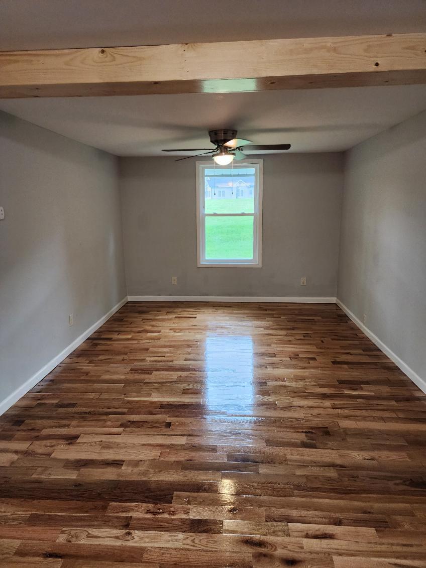 Building Photo - 477 Plaza Dr