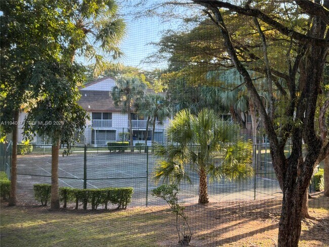 Building Photo - 9123 SW 138th Pl