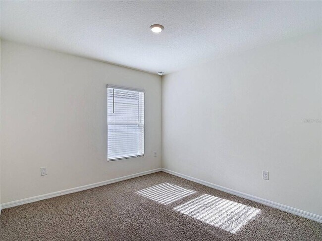 Building Photo - 31115 Silver Stage Dr