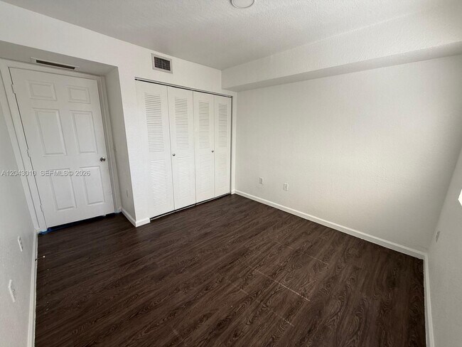 Building Photo - 15470 SW 284th St