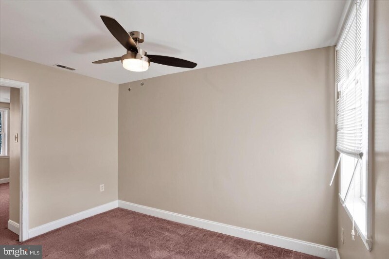 Building Photo - 2010 E Boston St