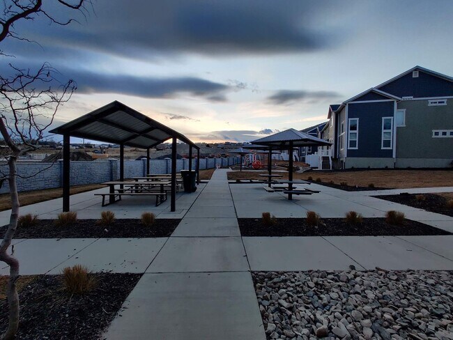 Building Photo - Great Home in Lehi Now Available!