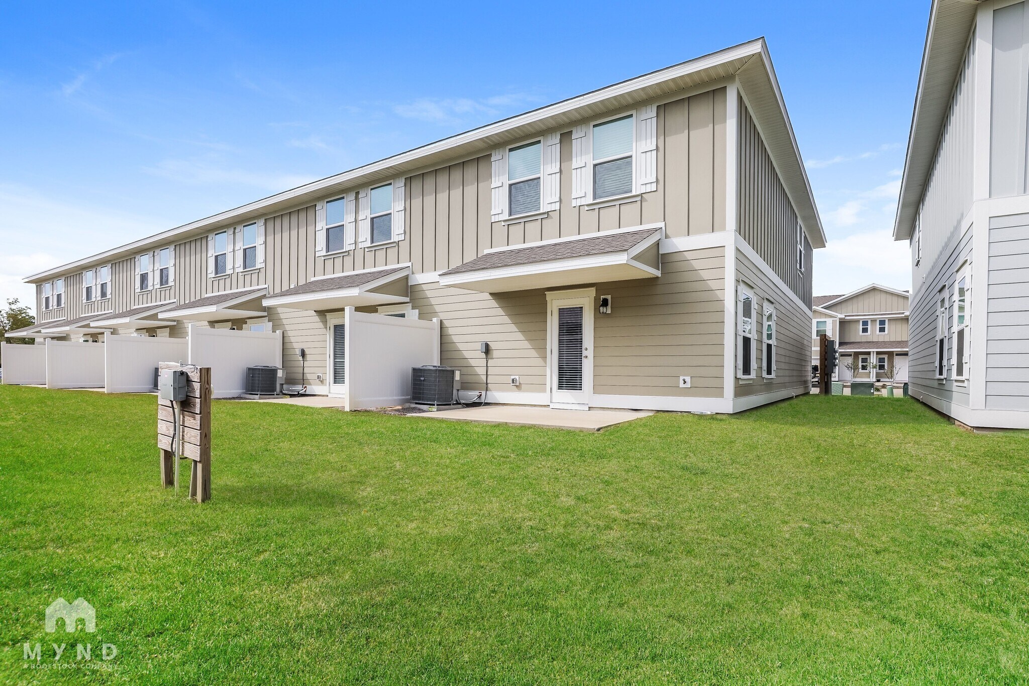 Building Photo - 1655 Caleigh Ct