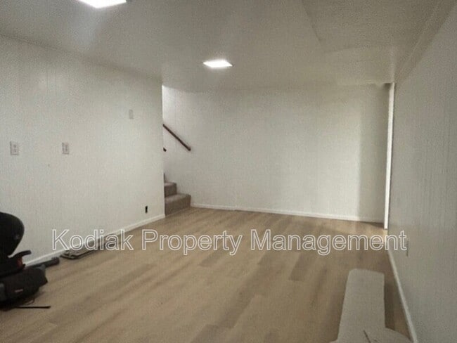 Building Photo - 1500 4980 S