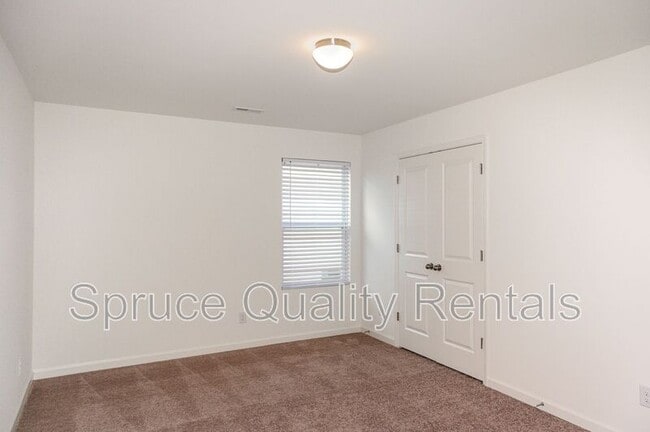 Building Photo - 1541 Mariners Ct
