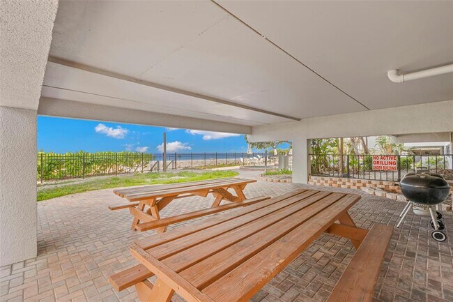 Building Photo - 420 Gulf Blvd
