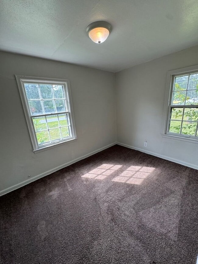 Building Photo - DBD HOMES