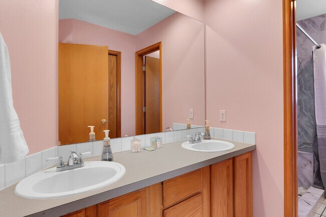 Building Photo - 7415 204th St SW