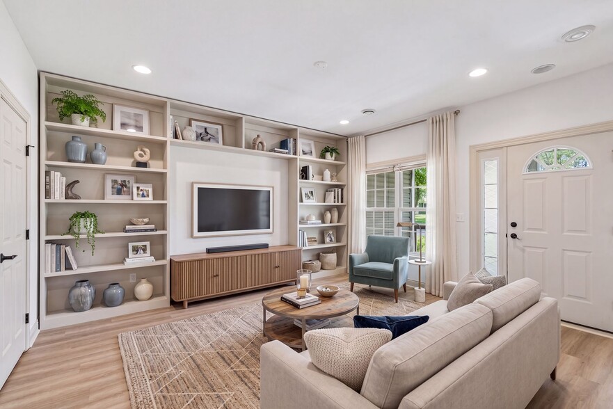 Virtual Staging - 8844 Pascal Ave