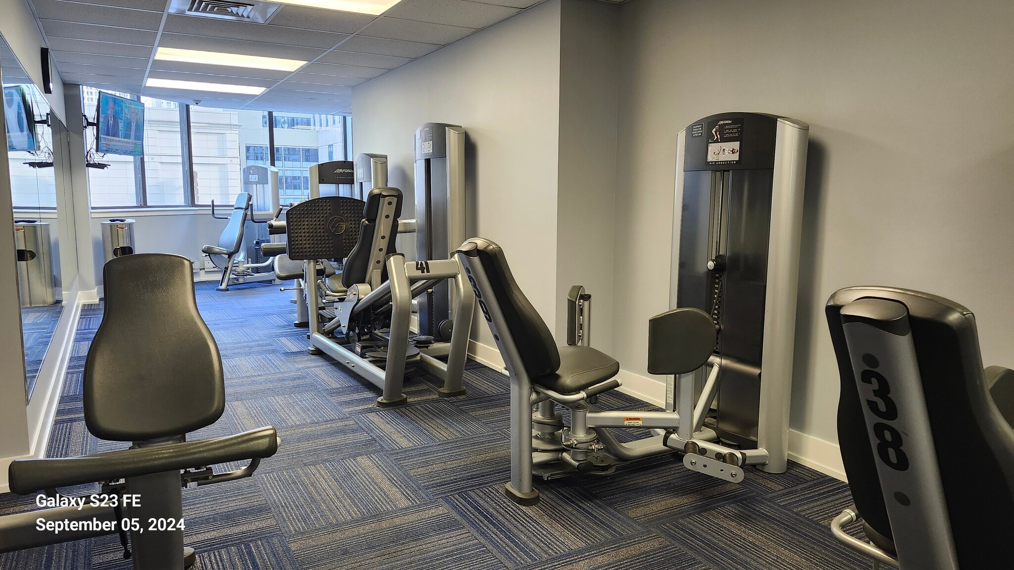 Building Photo - 405 N Wabash Ave