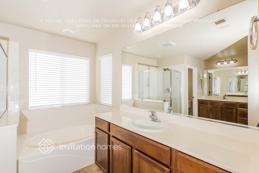 Building Photo - 1097 Ashford Ln