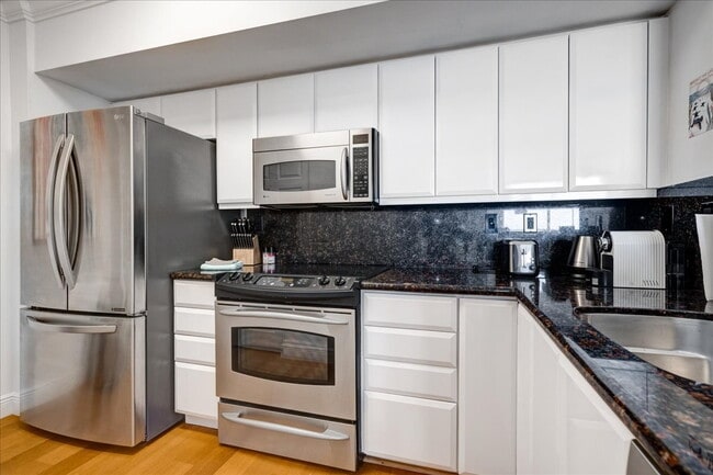 Building Photo - City Place Tower Condominium, Unit 801: Se...