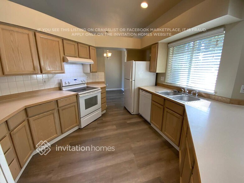 Building Photo - 24306 34th Ave Ct E