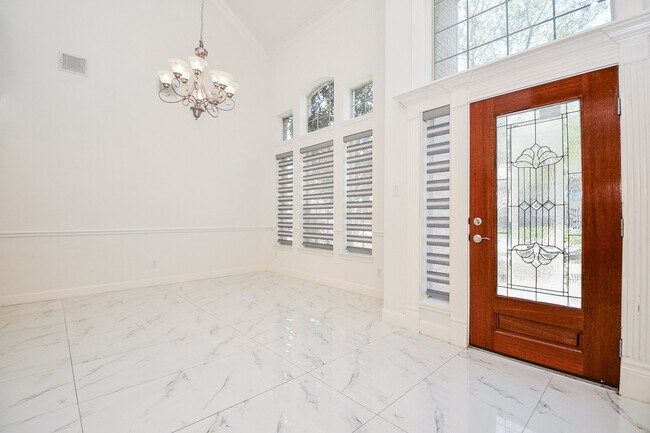 Building Photo - 4322 Pensacola Oaks Ln