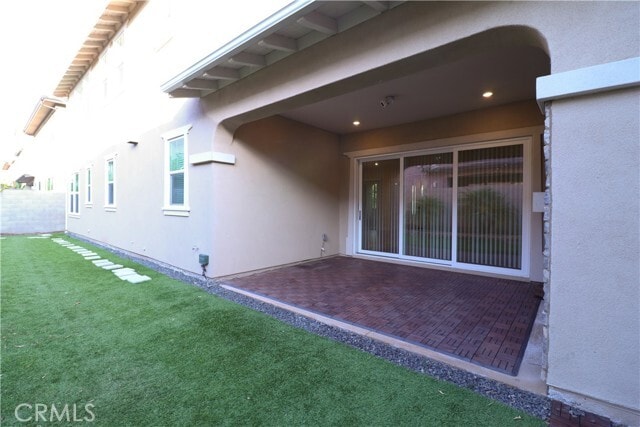 Building Photo - 73 Cartwheel