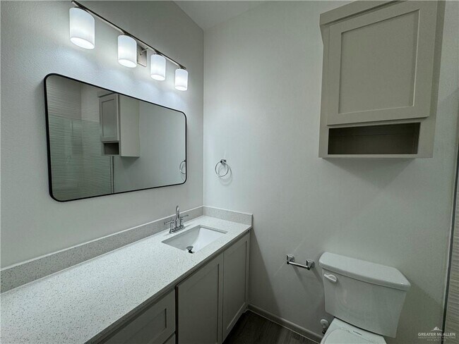 Building Photo - 16 N 58th St