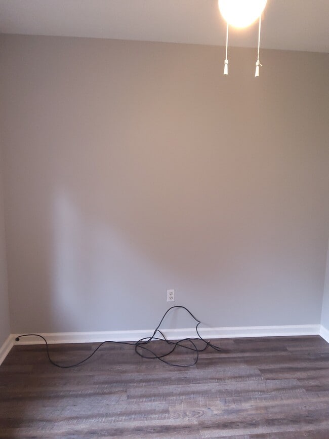 Building Photo - 101 Brandon Ln