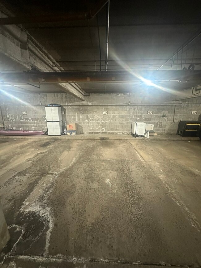 Building Photo - 4380 Brookside Ct