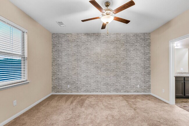 Building Photo - Single family Home in Princeton