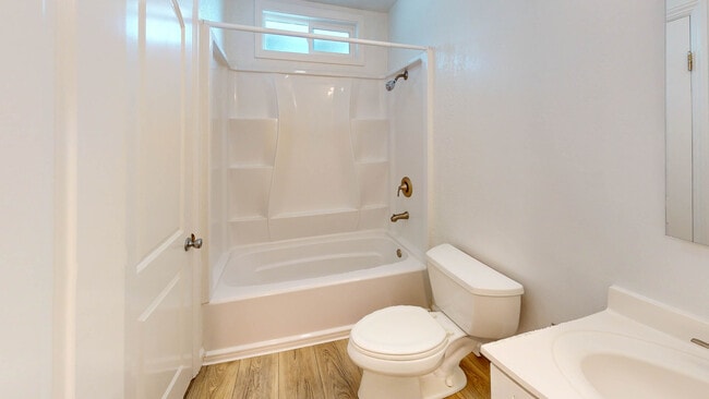 Building Photo - 15489 Marty Dr