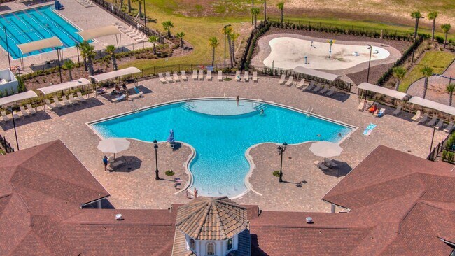 Building Photo - 130 Huesca Ct