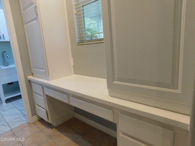 Building Photo - 728 Navito Way