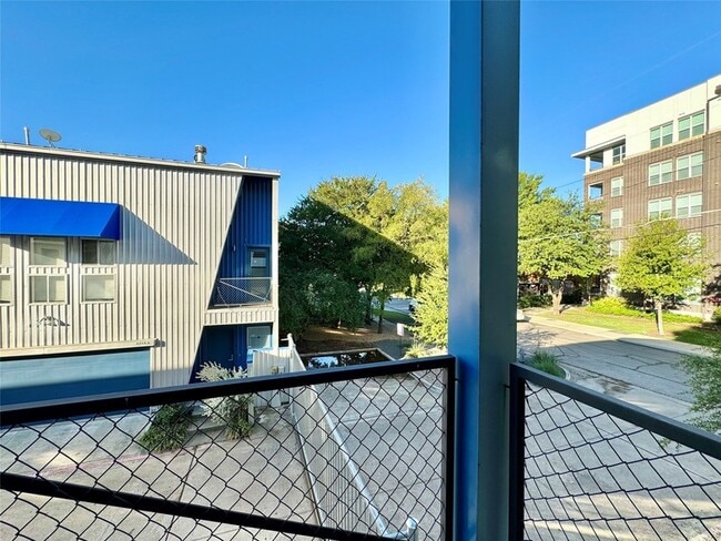 Building Photo - 4214 Swiss Ave