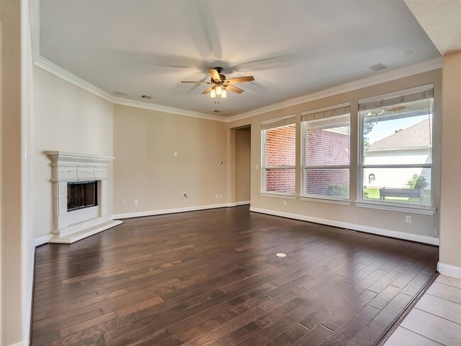 Building Photo - 5342 Tyler Park Ln