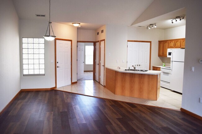 Interior Photo - Crowwood Point Apartments