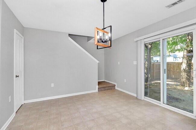 Building Photo - 115 Hunslet Cir