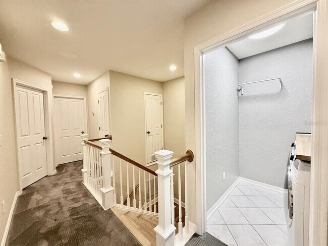 Building Photo - 2920 W El Prado Blvd