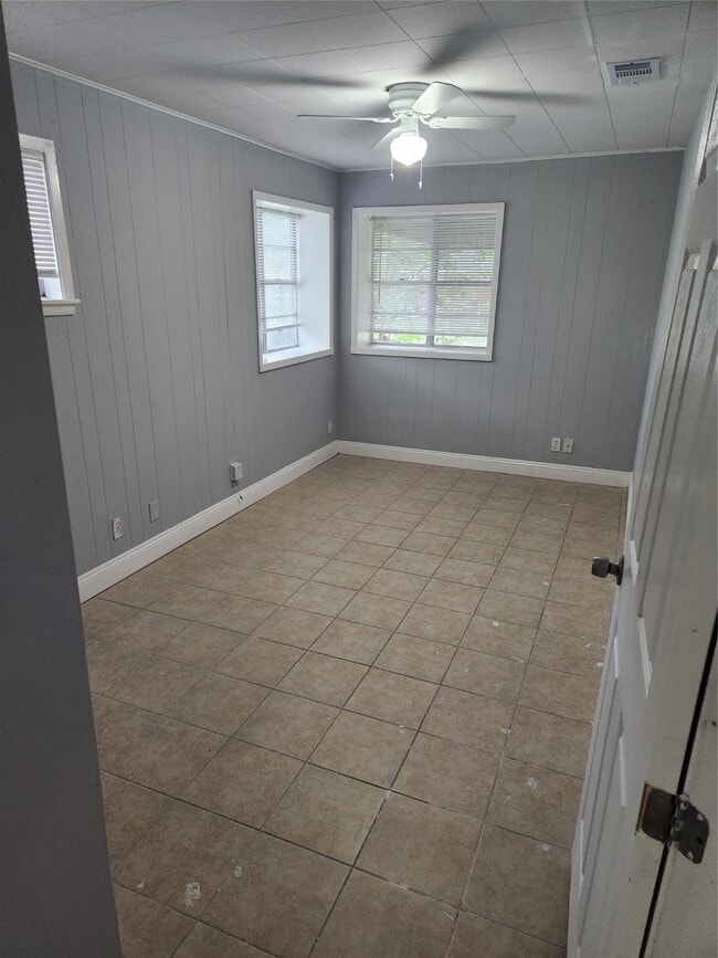 Building Photo - 1705 Frost St