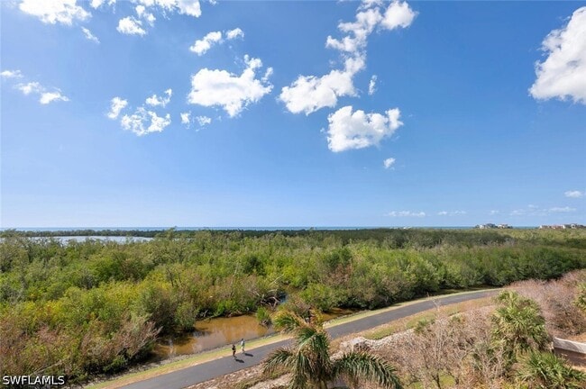 Building Photo - 6849 Grenadier Blvd