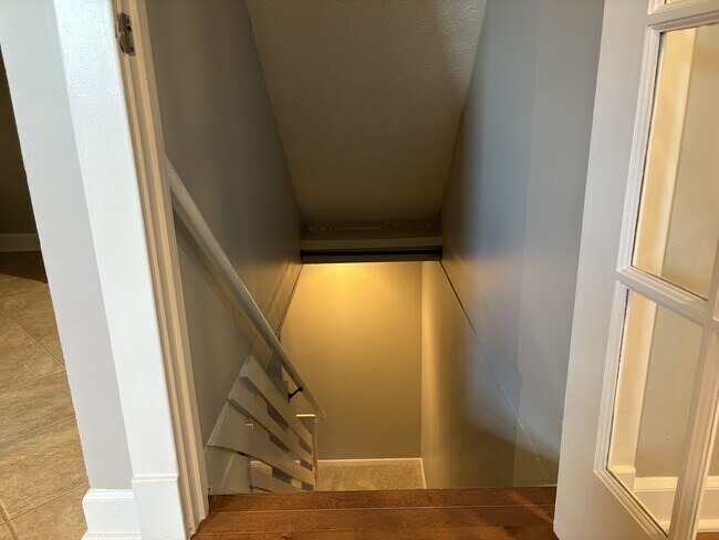 Building Photo - 412 Kojun Ct
