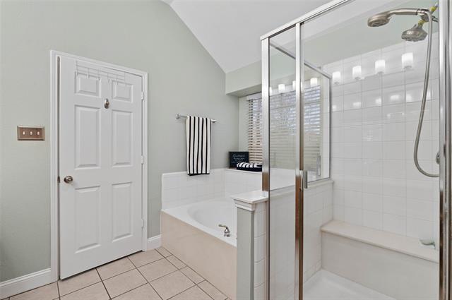 Building Photo - 7216 Raintree Way