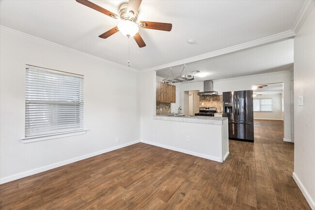 Building Photo - 3810 Grennoch Ln
